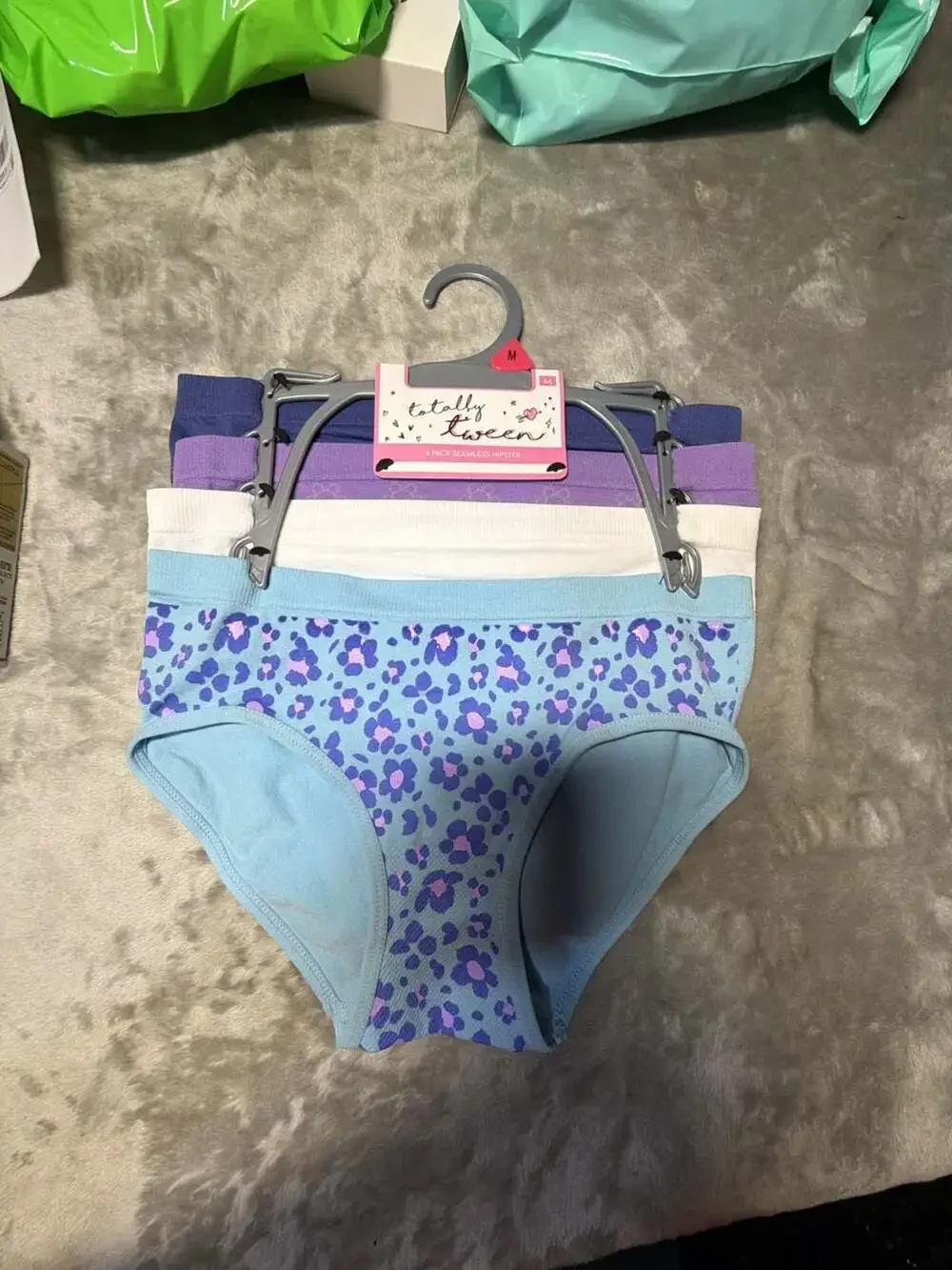 Totally Tween Girls 4-Pack Seamless Hipster Underwear Set